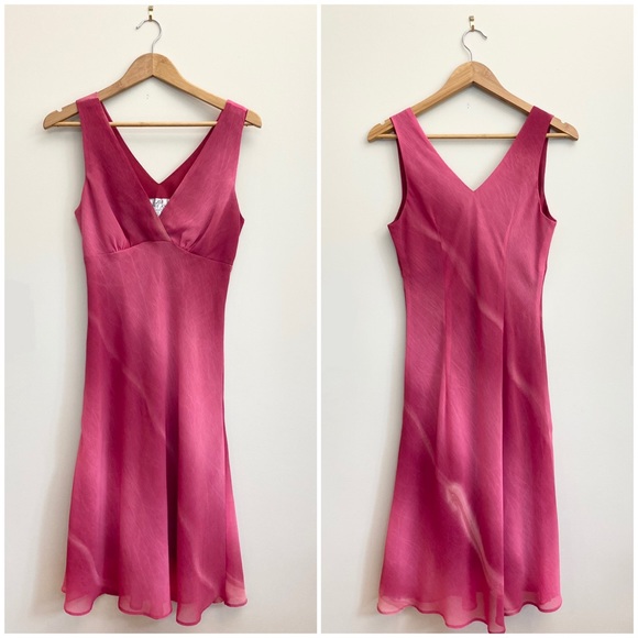 COPY - Lori Ann Montreal Vintage Dress - Picture 3 of 12